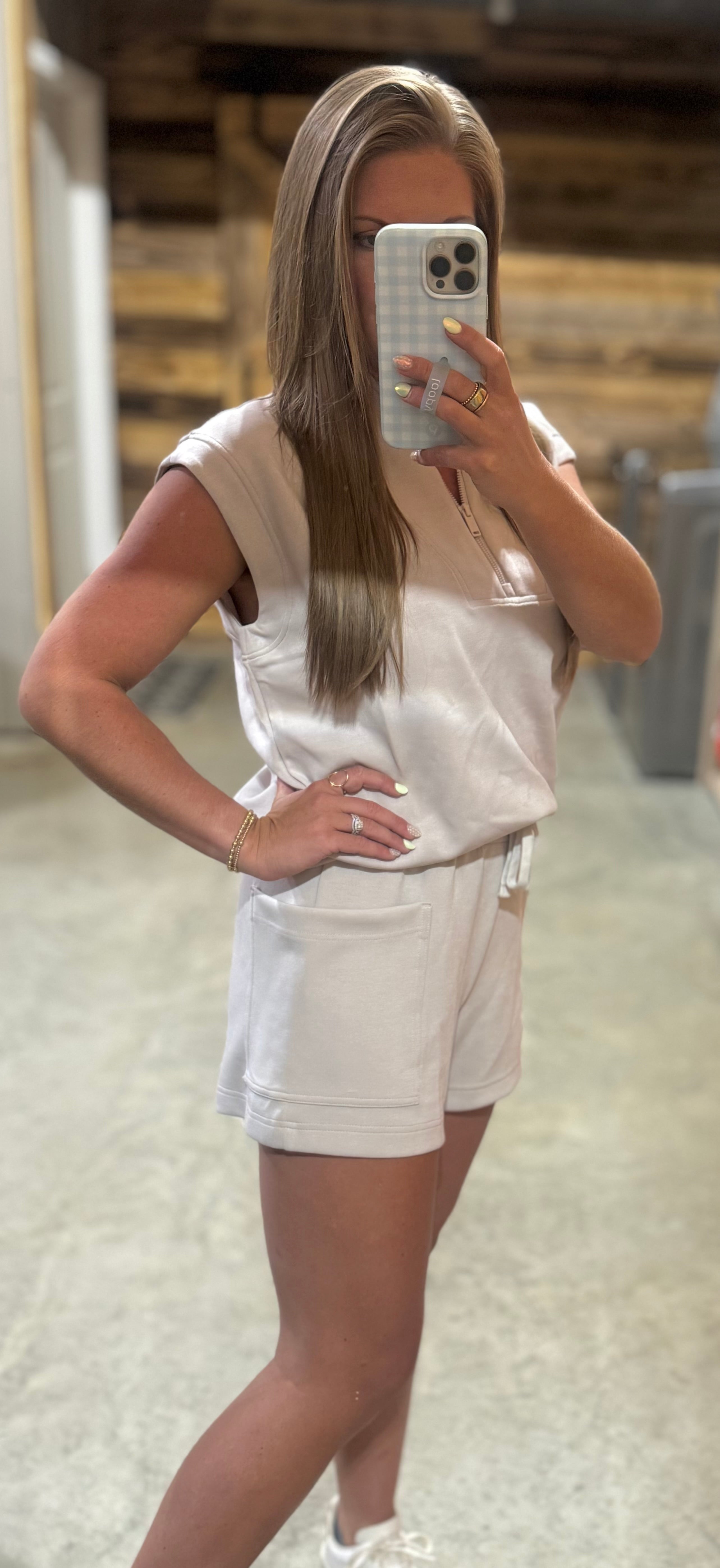 Butter-Soft Mocha Cream Zip Top RM