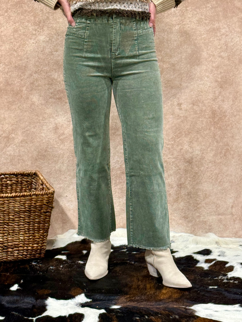 Olive Grove Cord Pant