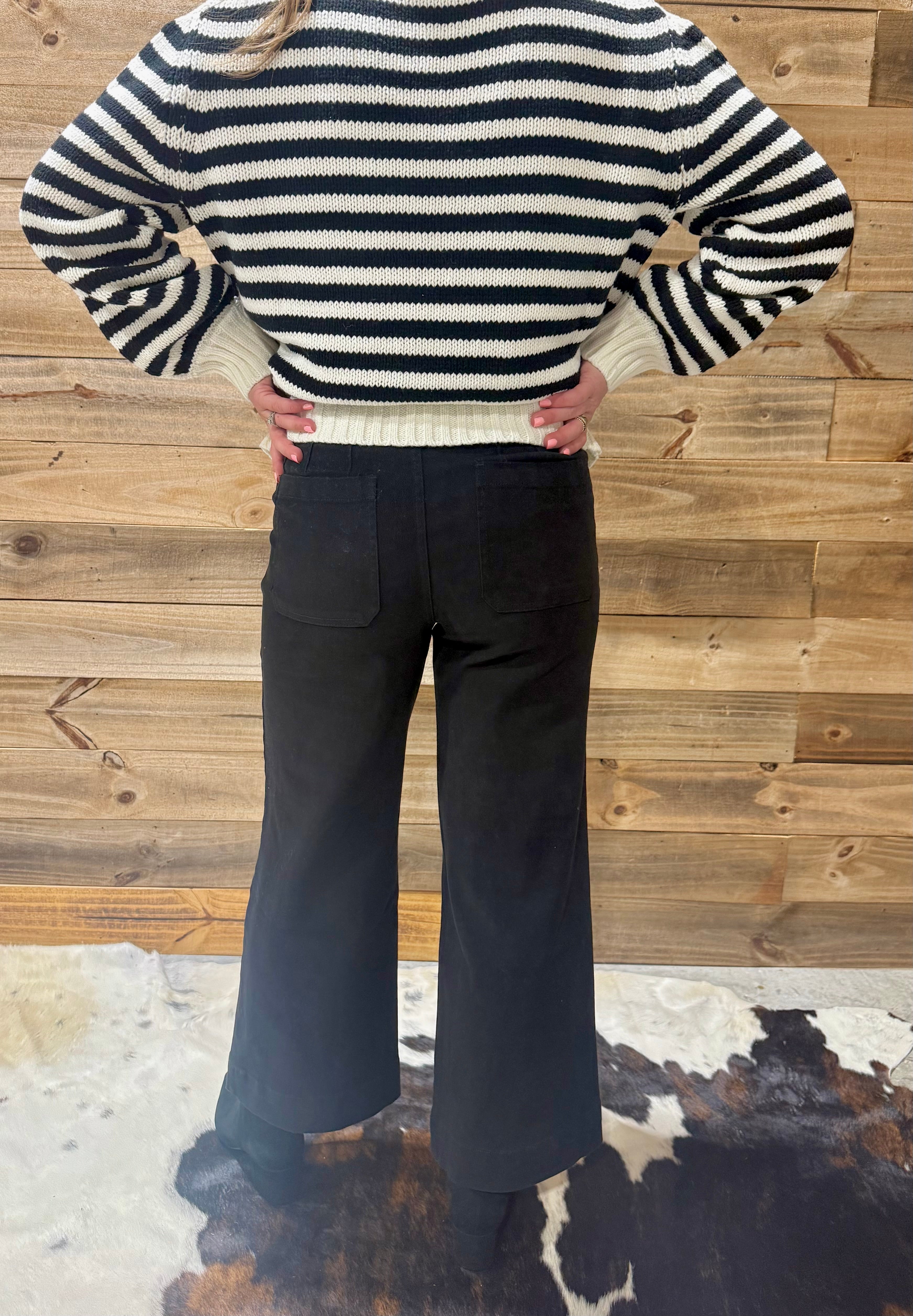 Straight Edge Flare - Black