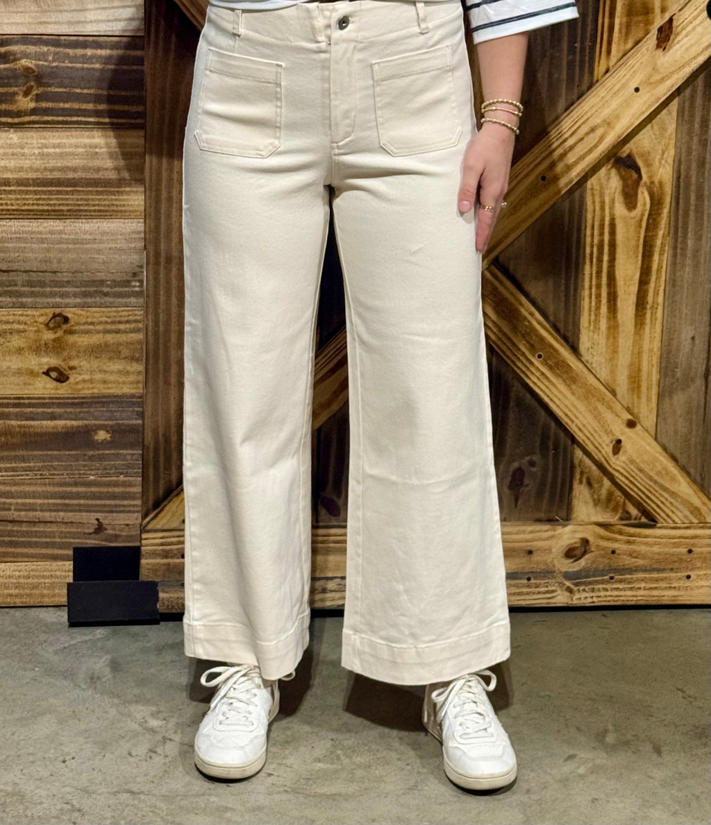 Straight Edge Flare - Cream (Rae Mode)