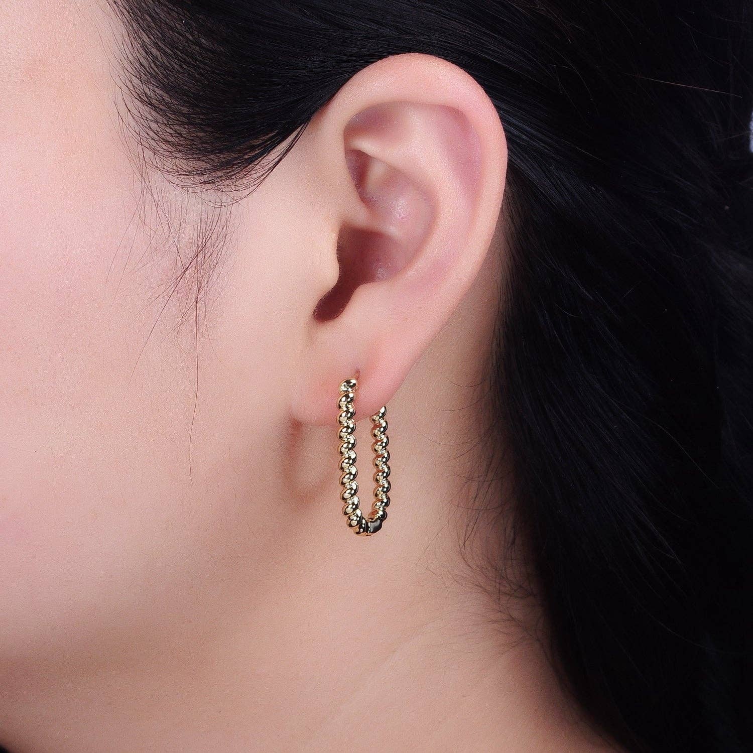 Twisted Croissant U-Shaped Hoops